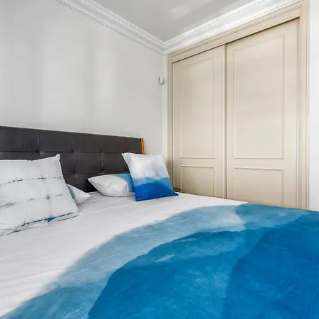 Apartman In Puerto Banus With Pool Views And Parking *