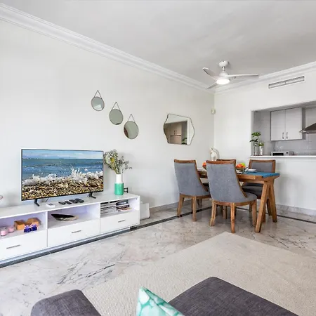 In Puerto Banus With Pool Views And Parking * Marbella