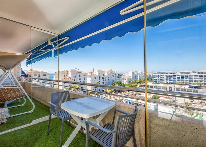 In Puerto Banus With Pool Views And Parking Марбелья