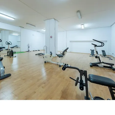 In Puerto Banus With Pool Views And Parking Apartment Marbella