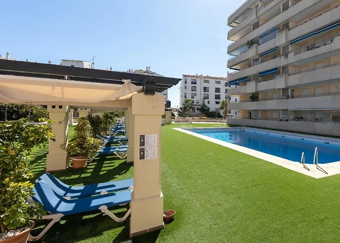 In Puerto Banus With Pool Views And Parking * Marbella